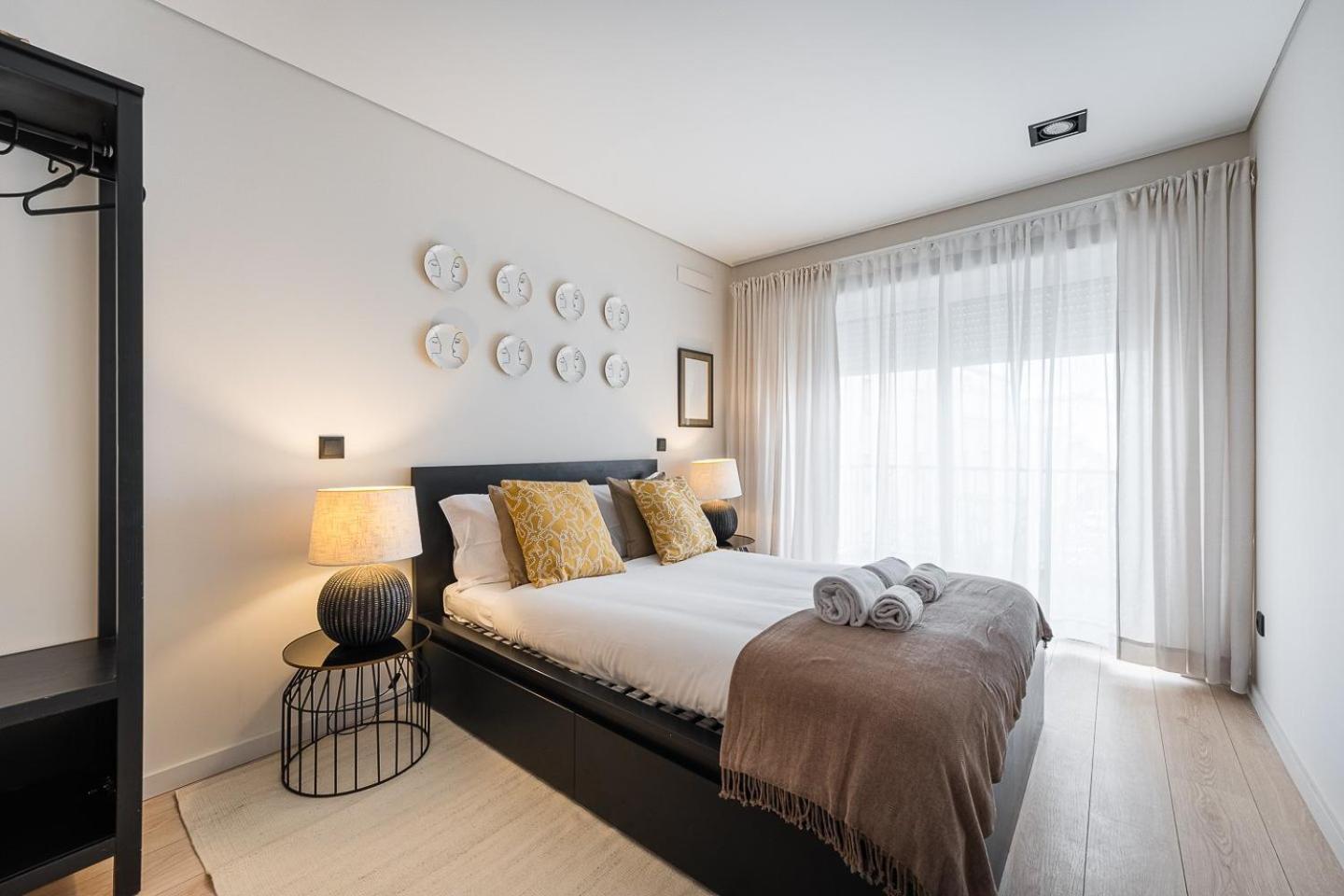 Guestready - Quental Wallpaper Near Marques Square Porto Exterior photo